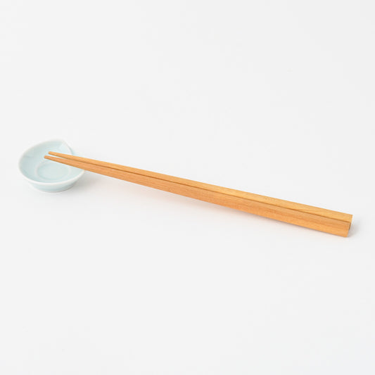 Hakusan Porcelain Hasami-Yaki Hitoe Chopstick Rest Blue White Glaze