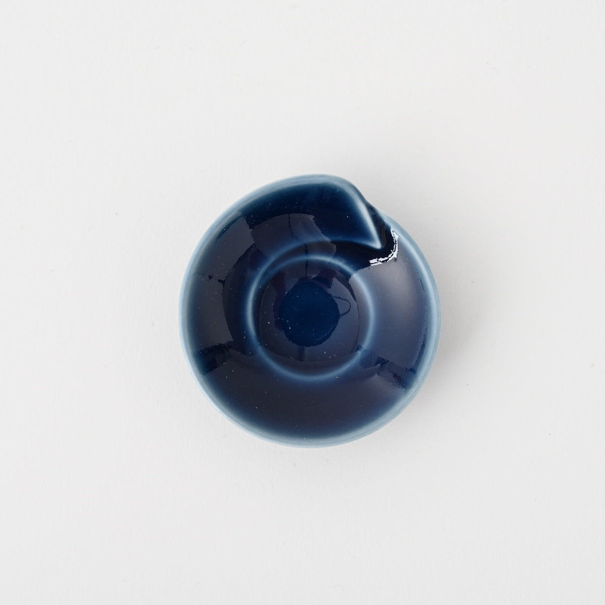 Hakusan Porcelain Hasami-Yaki Hitoe Chopstick Rest Glossy Navy