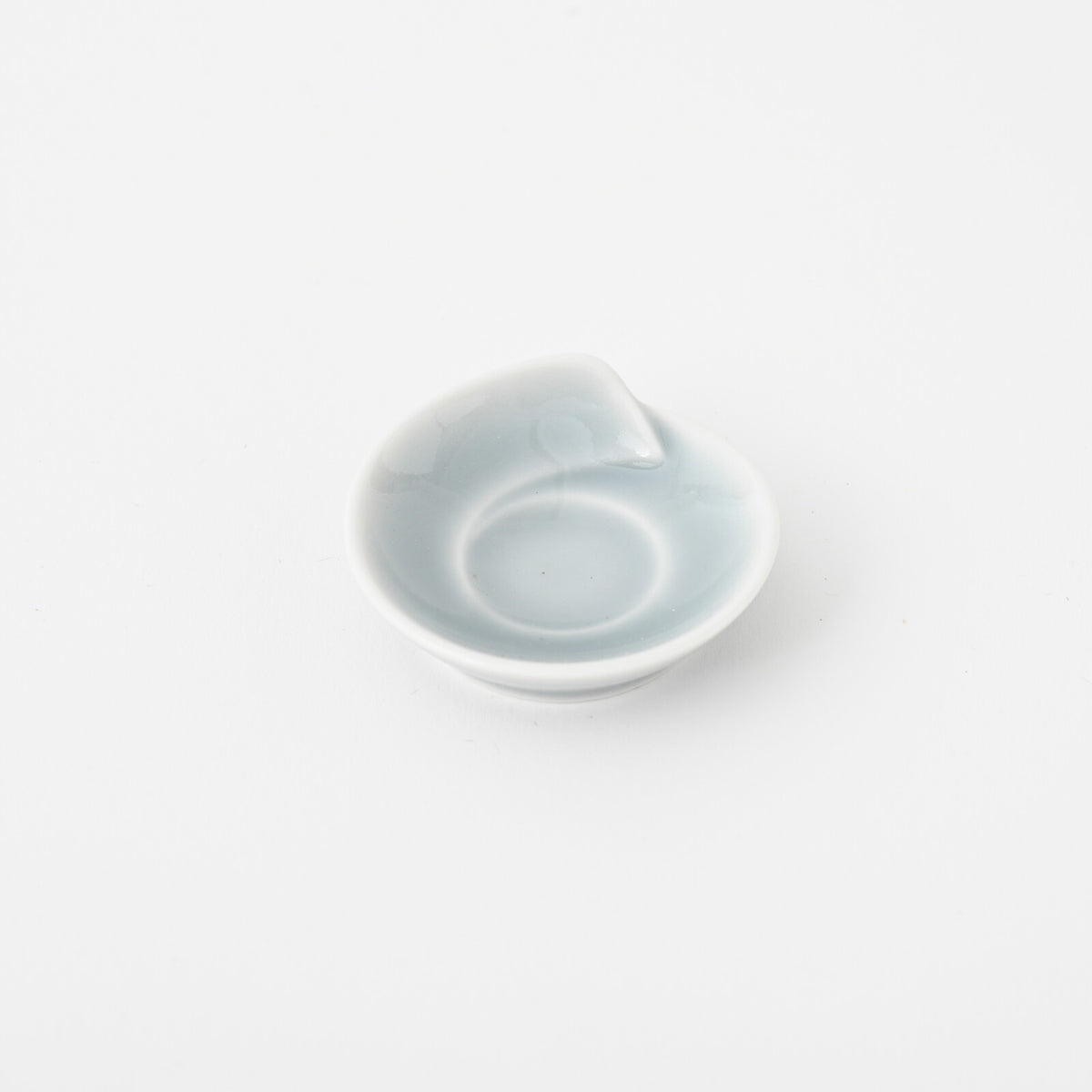 Hakusan Porcelain Hasami-Yaki Hitoe Chopstick Rest Gray