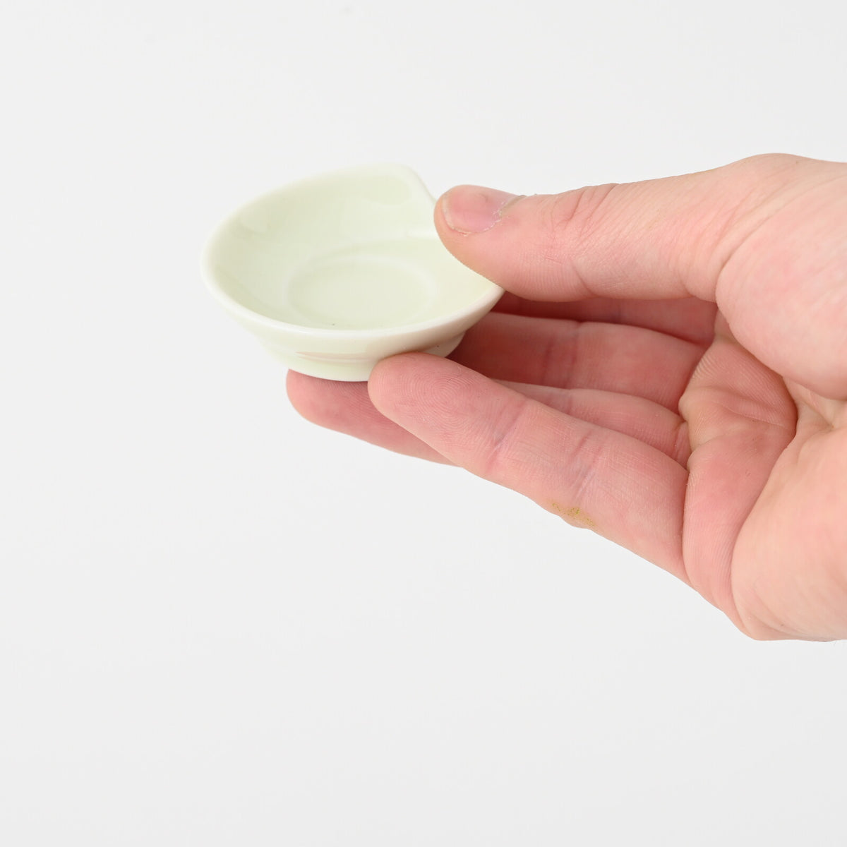 Hakusan Porcelain Hasami-Yaki Hitoe Chopstick Rest Yellow Glaze
