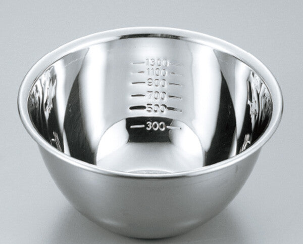 Maruefu 18-8 Stainless Steel Deep Mixing Bowl with Measurement Marks 18cm