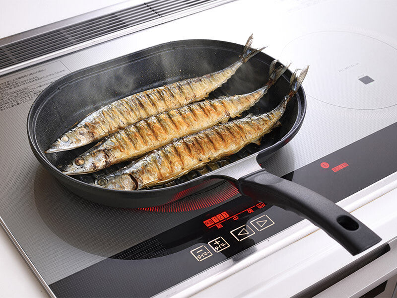 Wahei Freiz Induction Oval Pan with Glass Lid 22x32cm RB-1768