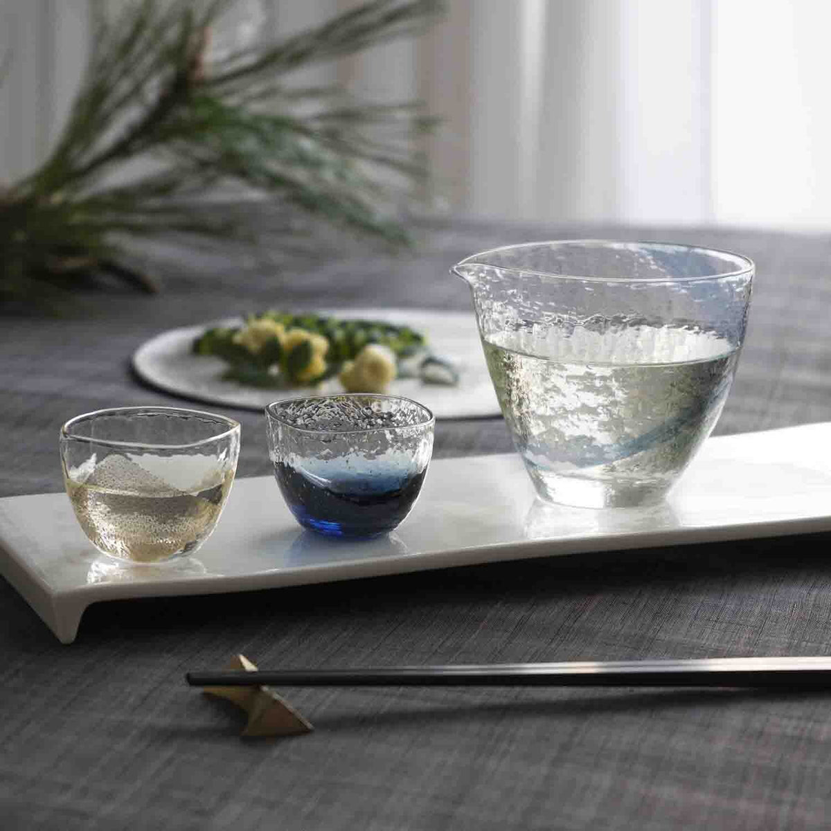 Toyo-Sasaki Glass Yachiyo Kiln Edo Glass Sake Carafe (Katakuchi)