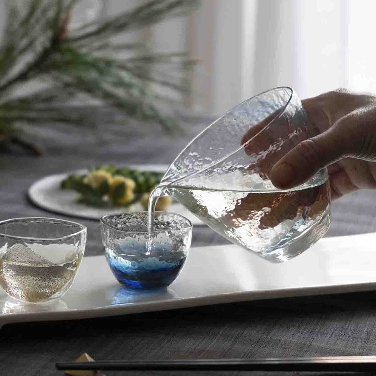 Toyo-Sasaki Glass Yachiyo Kiln Edo Glass Sake Carafe (Katakuchi)
