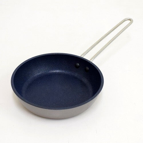 Urushiyama Ryoga Frying Pan for Gas Stove 16cm